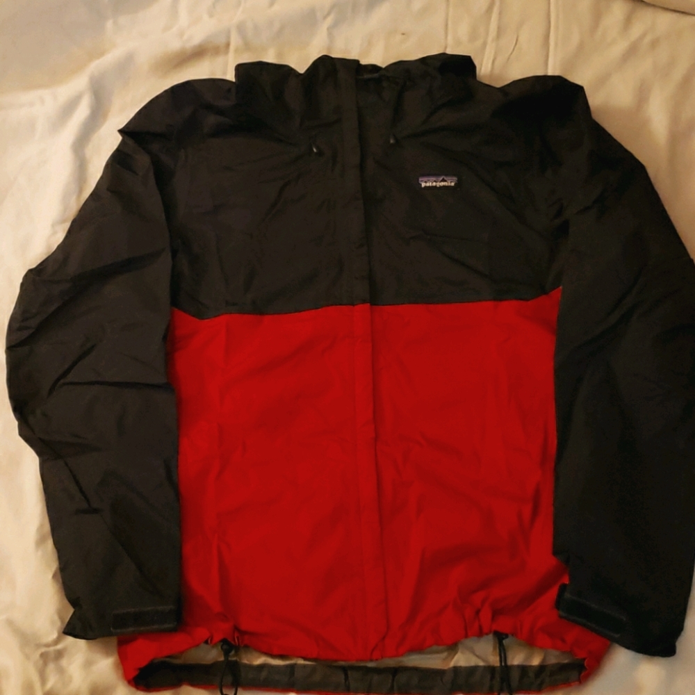 Like new Patagonia rain jacket